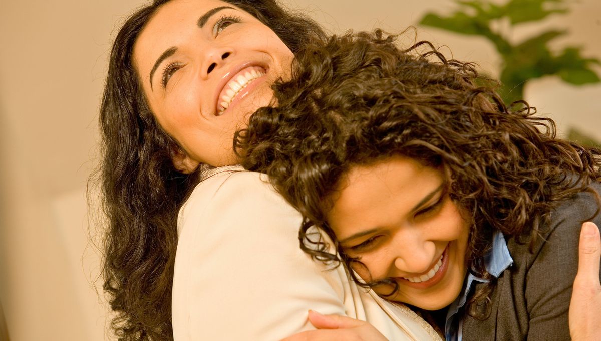 Las palabras son mucho más que simples conjuntos de letras y sonidos Las palabras son mucho más que simples conjuntos de letras y sonidos