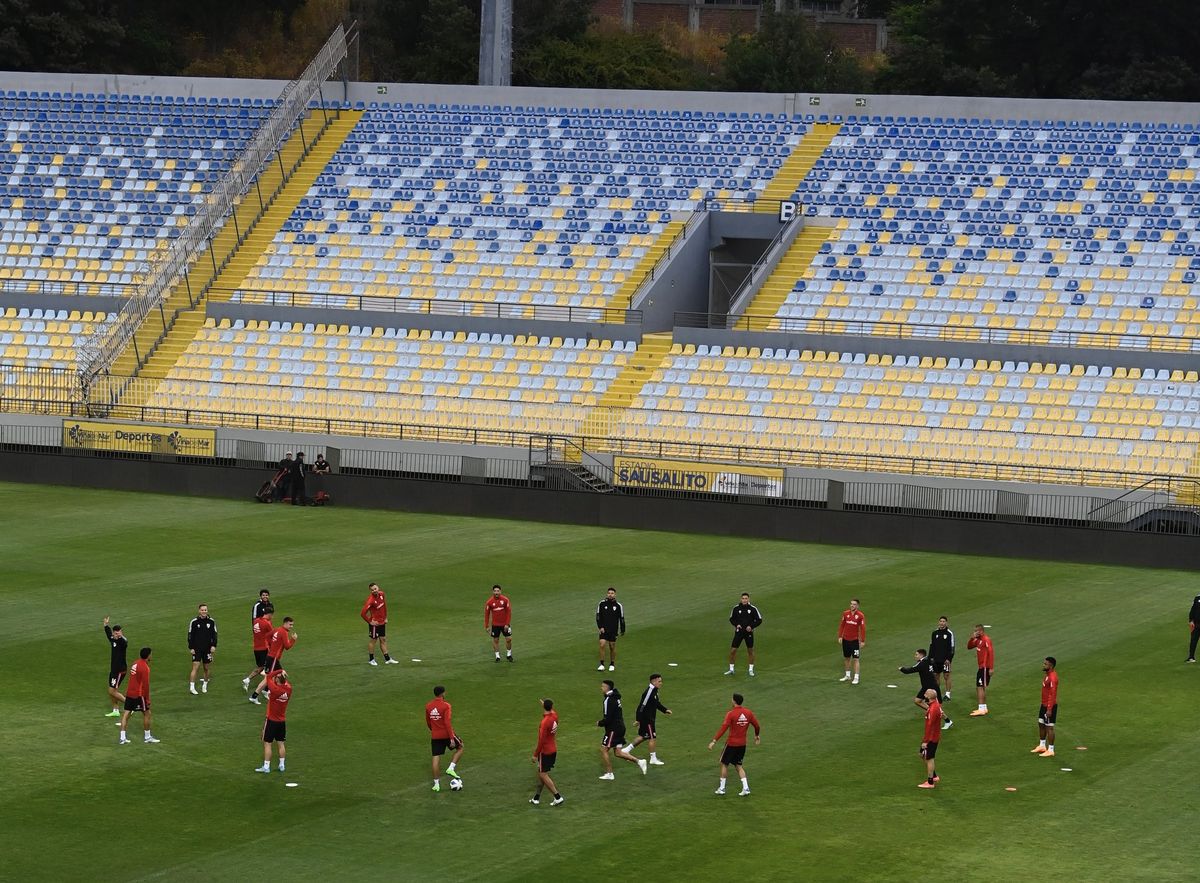 River se entrenó en Viña donde este miércoles jugará con Colo Colo