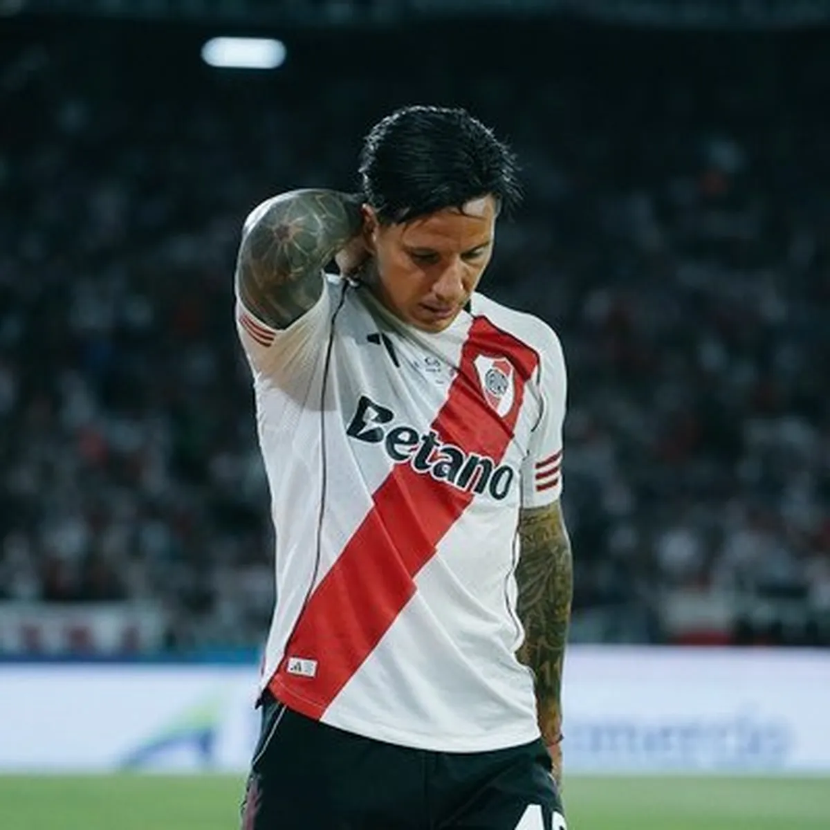 Sebasti&aacute;n Driussi se resinti&oacute; de su lesi&oacute;n en el encuentro ante Independiente Rivadavia y su presencia en el Supercl&aacute;sico ante Boca es duda.&nbsp;