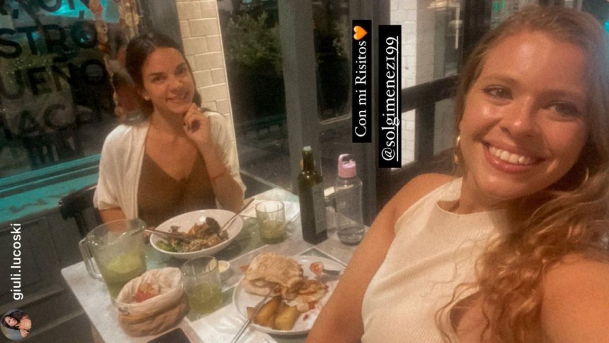 Giuli y Sol Giménez, amigas en la vida y compañera de estudios en la facultad de Derecho.