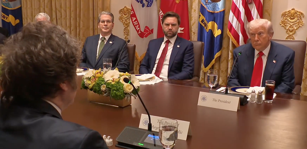 El presidente de Estados Unidos, Donald Trump, y el de Argentina, Javier Milei, compartieron un almuerzo en la Casa Blanca.