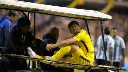 Todo Boca sufre: así fue el momento de la lesión de Benedetto