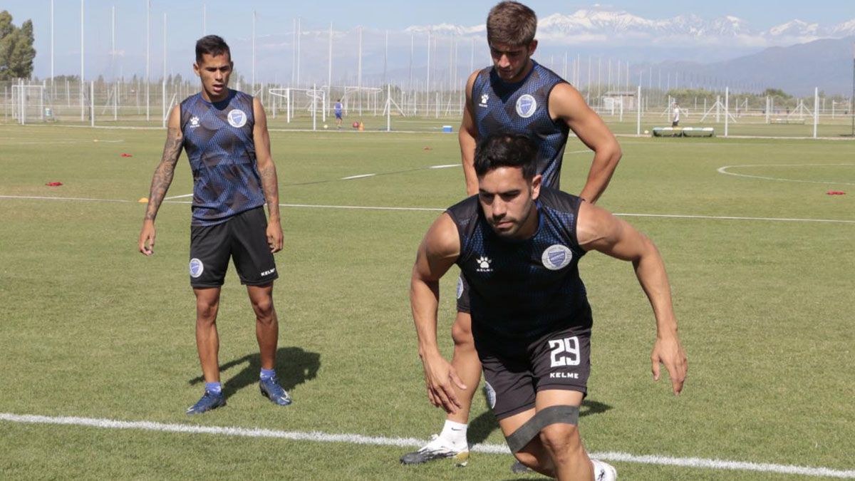 Diego Martínez modificó el equipo para visitar a River Plate