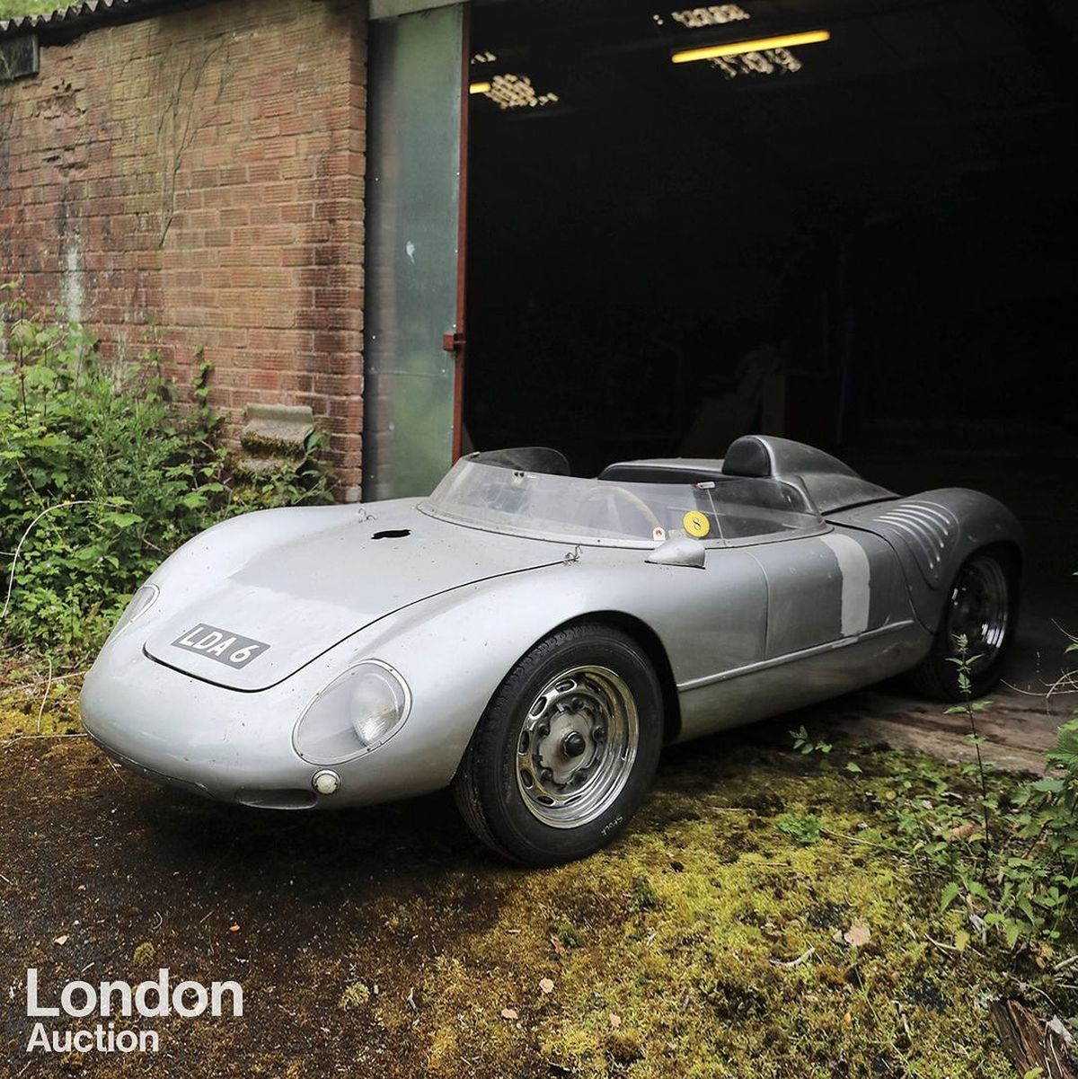 El Porsche que se subastará en septiembre originalmente era rojo.
