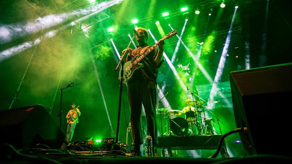 Pasado Verde. Otra de las bandas "fuertes" mendocinas que estarán en "Luján Suena". Pasado Verde. Otra de las bandas "fuertes" mendocinas que estarán en "Luján Suena".