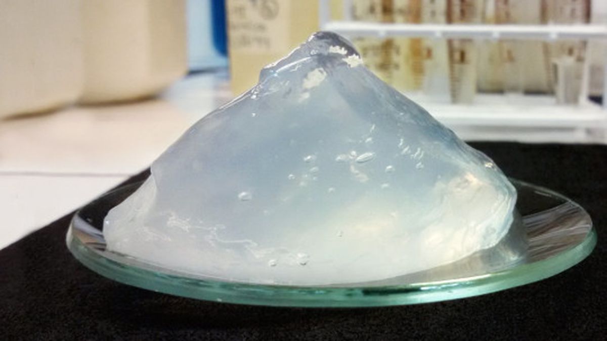 El plástico tiene un efecto muy grave en el medio ambiente. El plástico tiene un efecto muy grave en el medio ambiente.