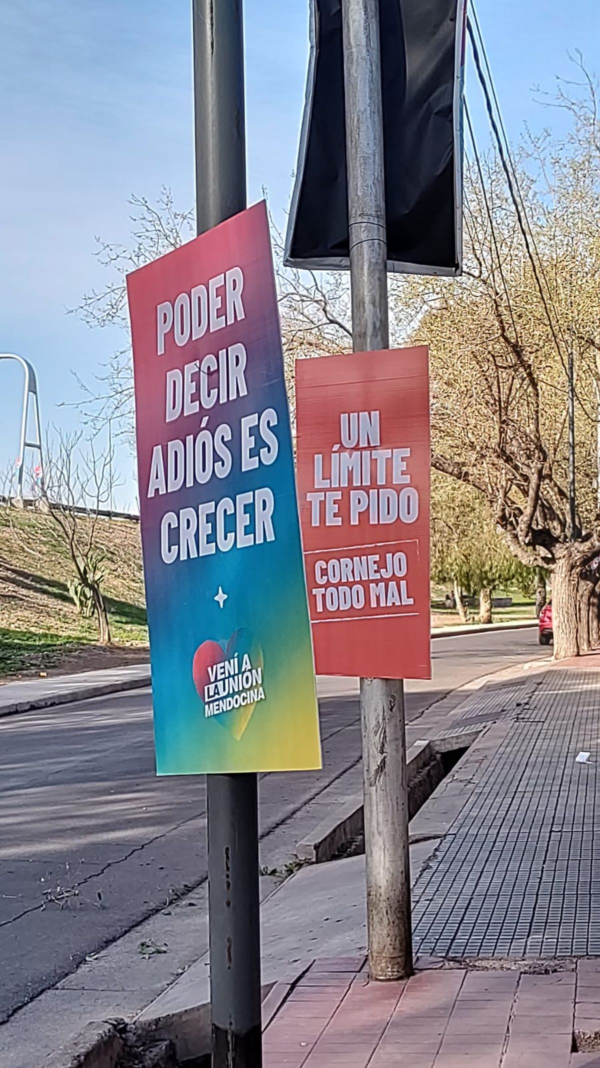 El gobernador se refirió a estos carteles de La Unión Mendocina que aparecieron este miércoles en la vía pública, y que también circularon en las redes sociales.