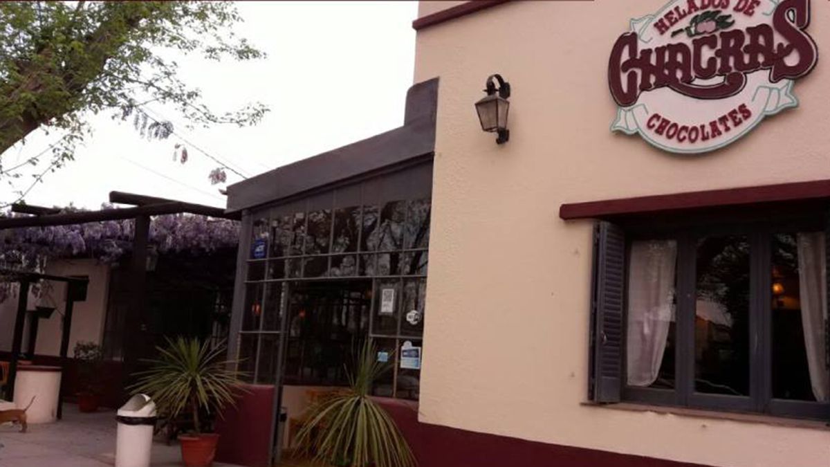 La heladería de Chacras abrió este miércoles sus puertas luego de ser blanco de los delincuentes.