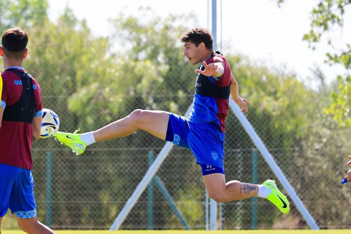 El volante de Godoy Cruz Gonzalo &Aacute;brego est&aacute; en condiciones de volver a jugar.
