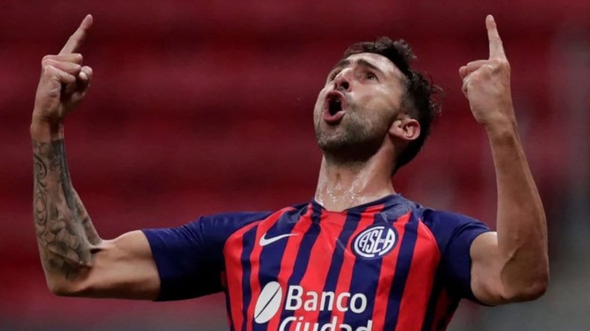 Donatti fue jugador de San Lorenzo.