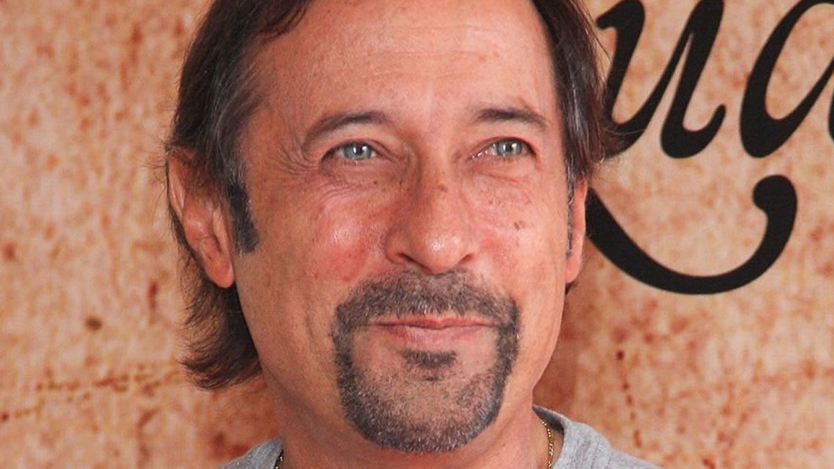 Guillermo Francella interpreta a Arturo Silva en la película de Netflix.