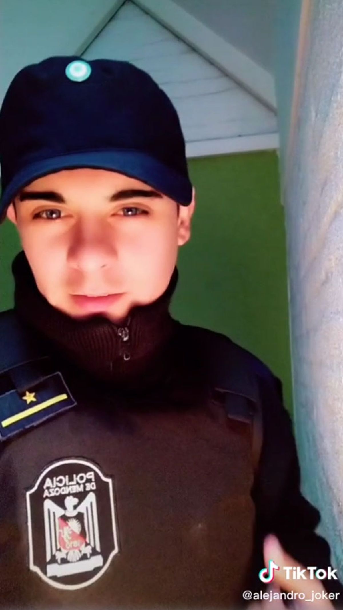 La Inspección General de Seguridad espera los resultados de Sanidad Policial para determinar si el policía tiktokero es bipolar o no.