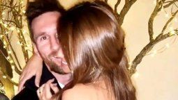 Antonela se mostró muy cariñosa y Messi redobló la apuesta