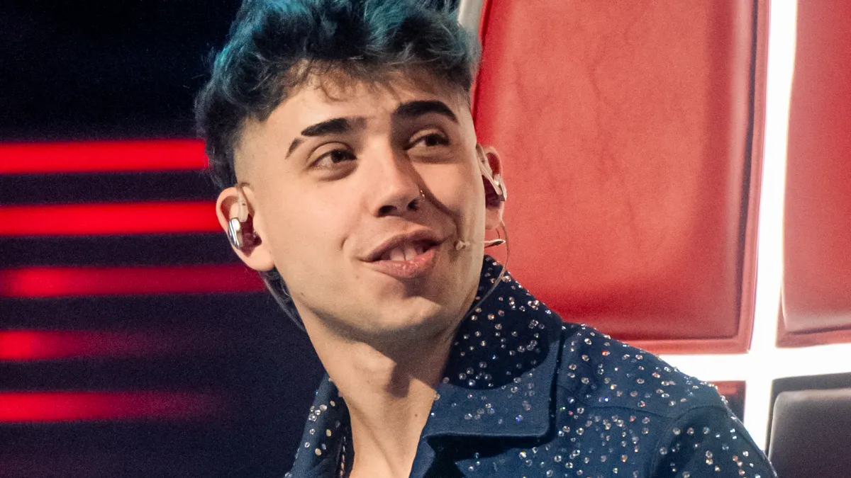 ¿Lo quisieron agredir? Un gran revuelo se armó en las redes sociales, porque aseguran que una participante quiso agredir a Luck Ra en La Voz Argentina. ¿Lo quisieron agredir? Un gran revuelo se armó en las redes sociales, porque aseguran que una participante quiso agredir a Luck Ra en La Voz Argentina.