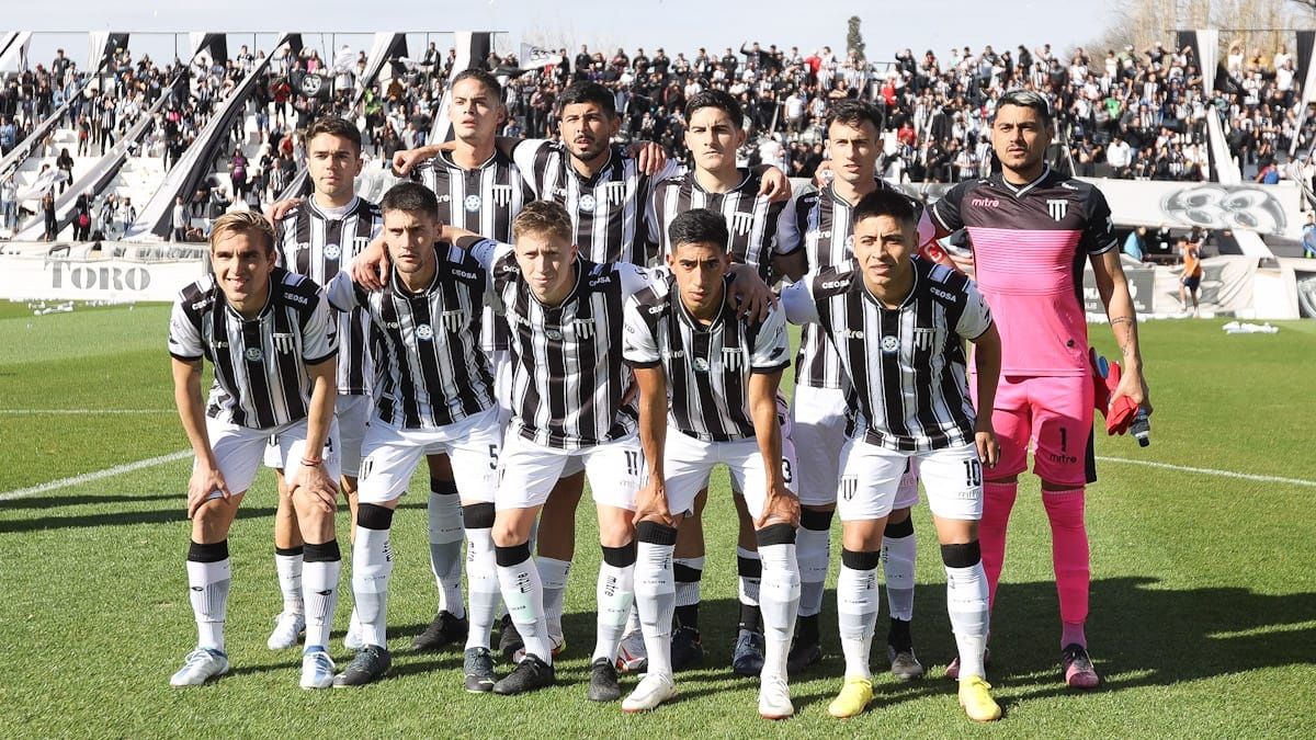 Gimnasia y Esgrima perdió ante Quilmes y quedó eliminado del Reducido. Gimnasia y Esgrima perdió ante Quilmes y quedó eliminado del Reducido.