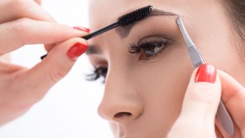 Cómo tener cejas más abundantes gracias a algunos remedios naturales Cómo tener cejas más abundantes gracias a algunos remedios naturales
