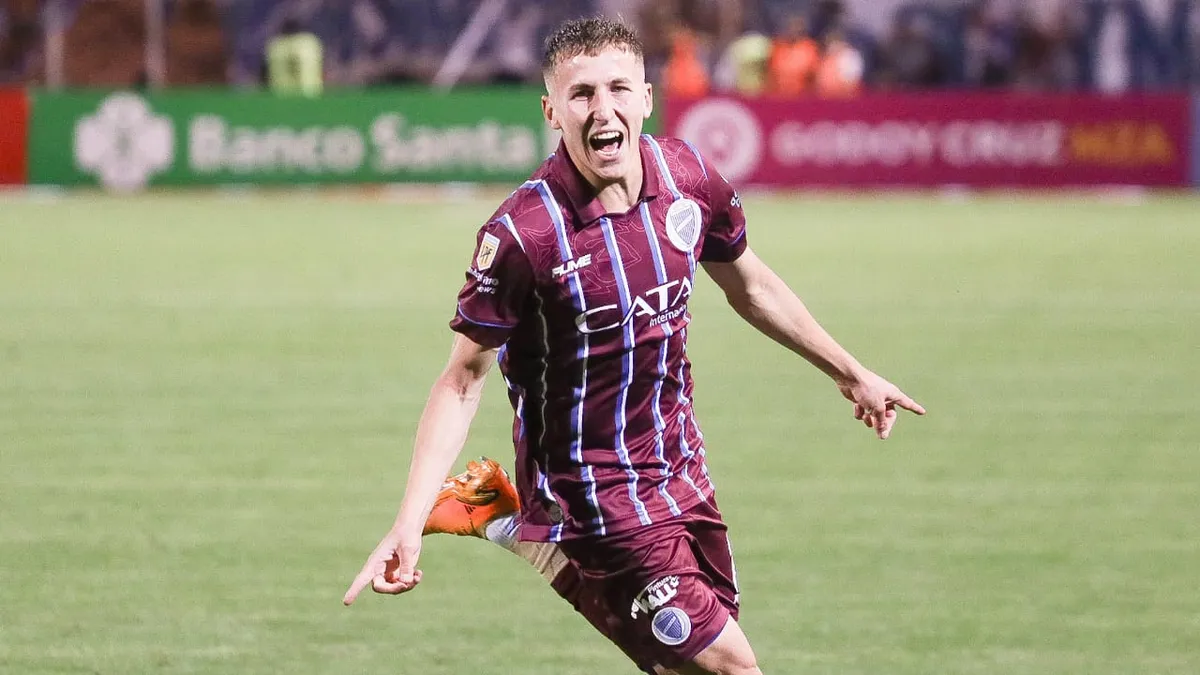 Santino Andino marcó el segundo gol de Godoy Cruz. El delantero fue la gran figura en el triunfo ante Newells