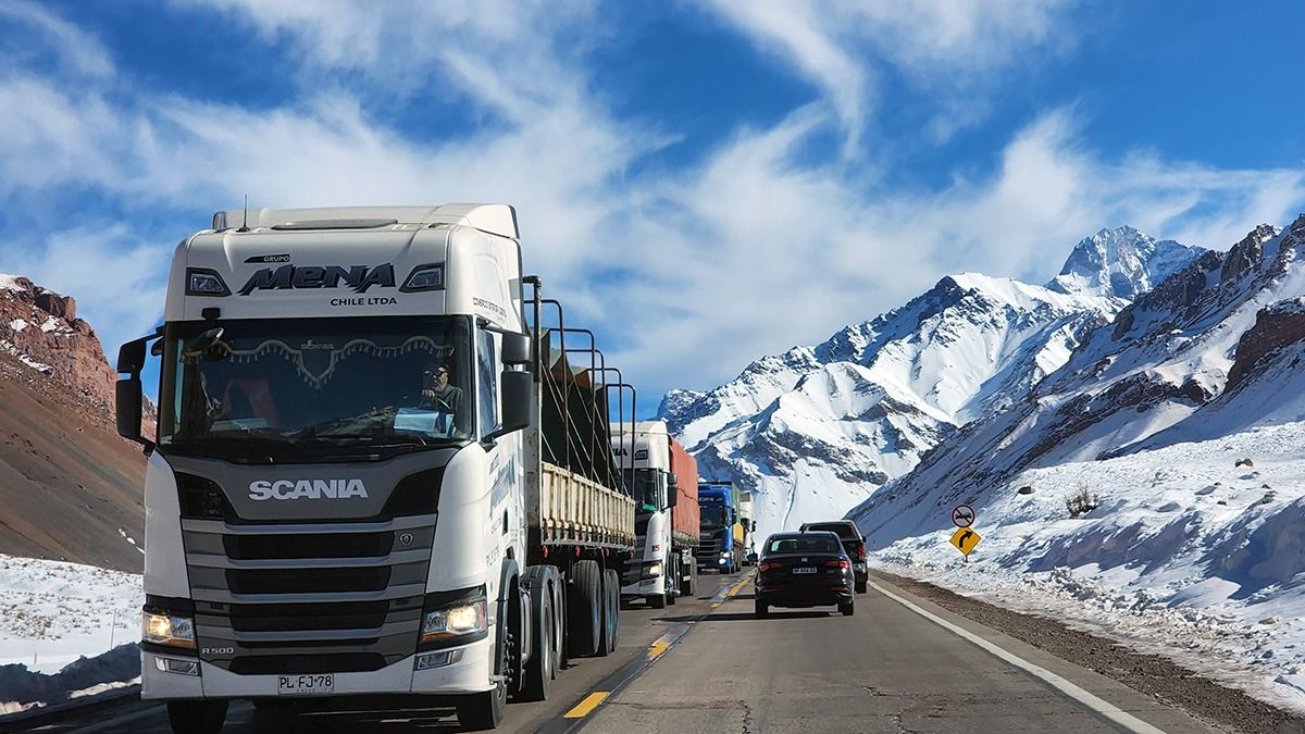 En los últimos días se ha visto un gran flujo de vehículos en Alta Montaña, entre transportistas y turistas.