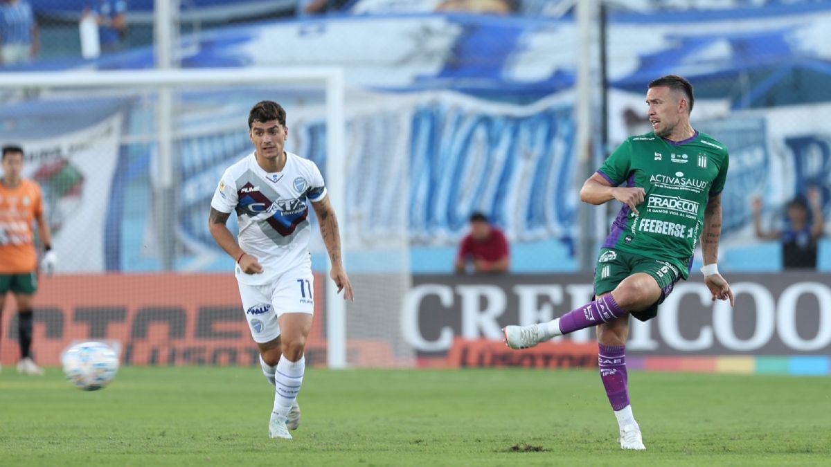 Godoy Cruz y Excursionistas se enfrentaron en C&oacute;rdoba por los 32avos. de final de la Copa Argentina.