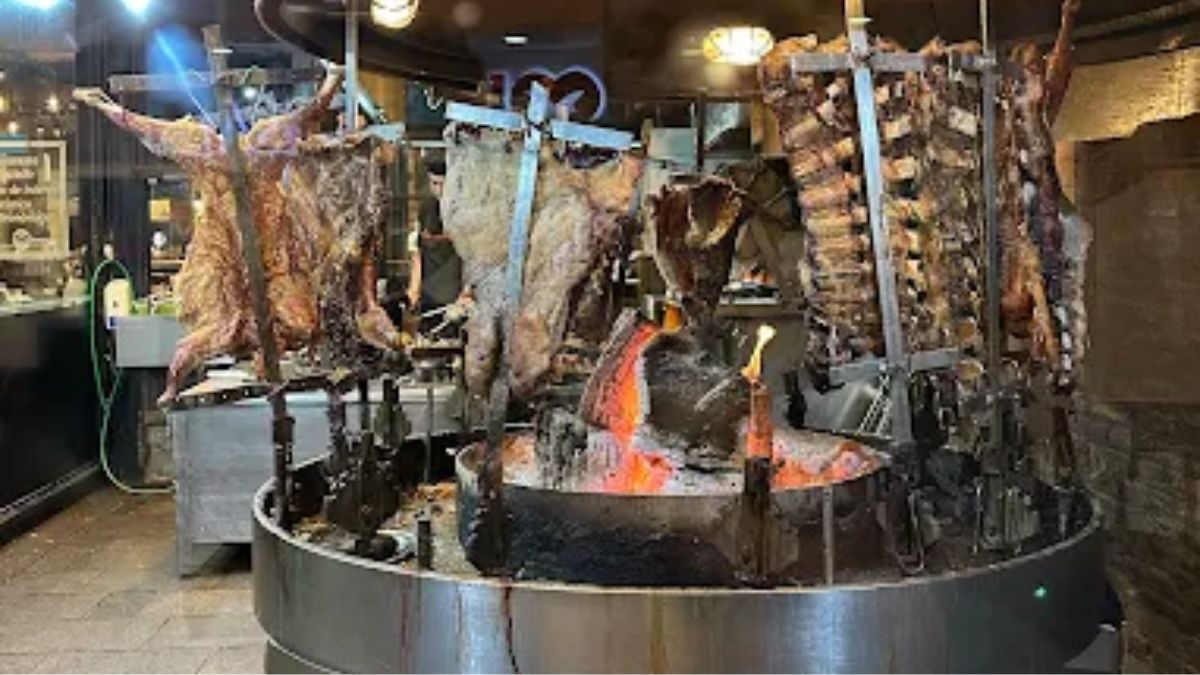 La parrilla es una especialidad en este bodeg&oacute;n.