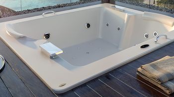Una niña de 9 años murió en el jacuzzi de un hotel poco antes de celebrar el Año Nuevo