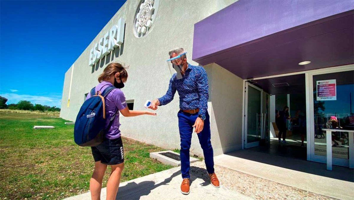 Colegio Esseri de La Plata abrirá sus puertas el próximo lunes argumentando que los alumnos están en emergencia emocional y no acatará el decreto de Alberto.&nbsp;