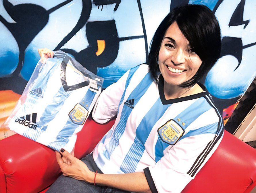 Brava arma con sus oyentes una sola hinchada