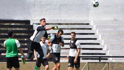 Bianco busca el equipo para visitar a Brown
