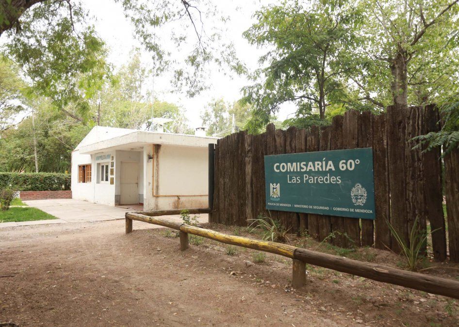 Vaciaron una casa en construcción en Las Paredes