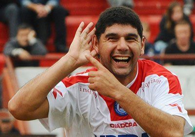 Para Néstor Ortigoza, Lamela “mariconeó” al mostrar su pierna lastimada
