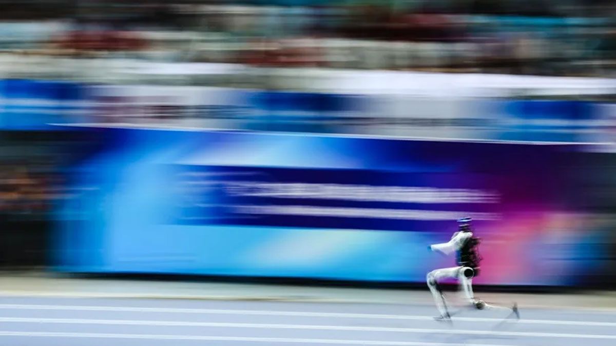 China presenta un robot capaz de correr los 100 metros más rápido que Usain Bolt