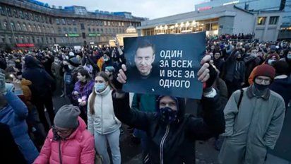 Aunque las fuerzas de seguridad rusas realizaron varios operativos, miles de seguidores de Alexei Navalny salieron a las calles a exigir la liberación del activista