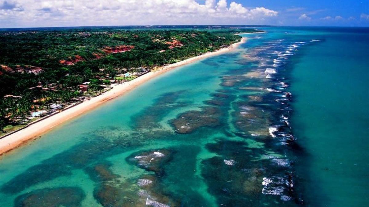 No es Buzios: la localidad de Brasil ideal para disfrutar de la playa y la vida nocturna