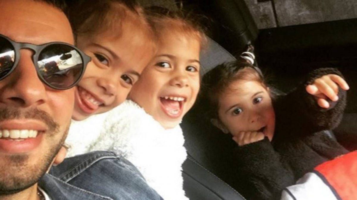 Escandaloso video de Matías Defederico manejando con su hija sin cinturón.