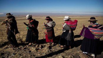 Ritos de fuego y ofrendas para agradecer a la Pachamama