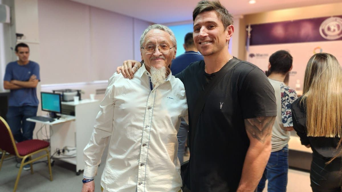 Agustín Vila junto a Héctor Agustín Benegas, un referente histórico de la Lepra.