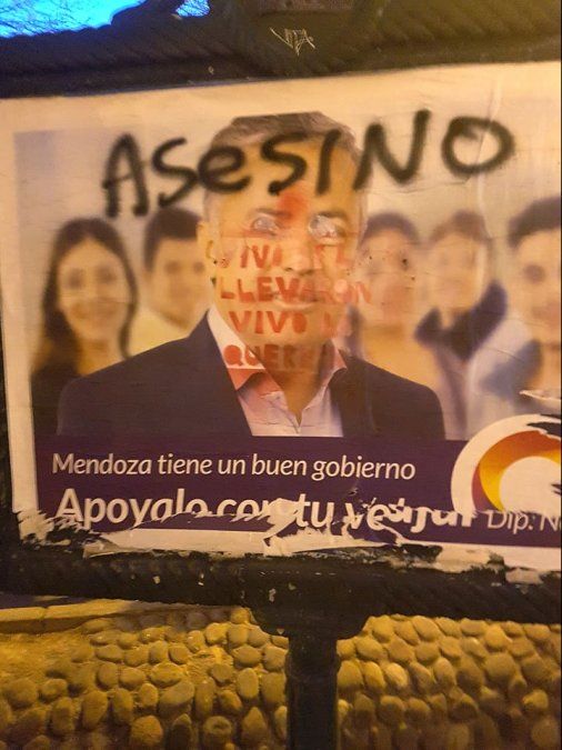 Grupos feministas hicieron pintadas en las calles de Ciudad
