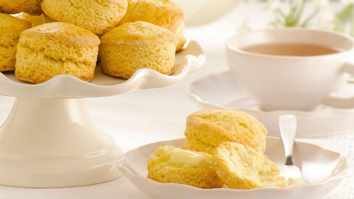 Los scones de limón son perfectos para disfrutar acompañados de un té. Los scones de limón son perfectos para disfrutar acompañados de un té.