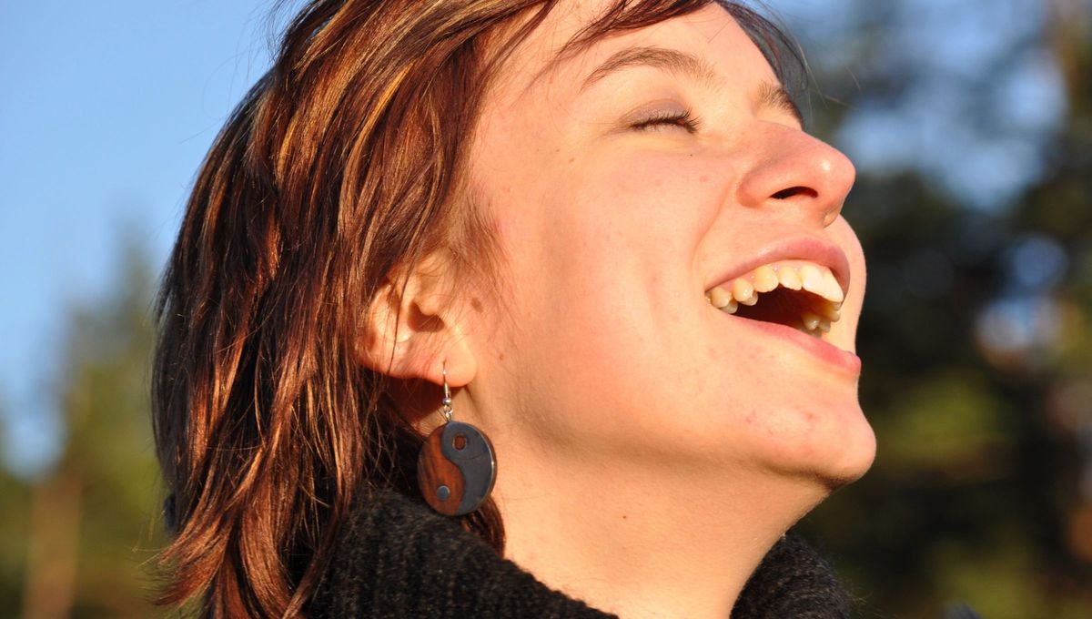 Para alcanzar la felicidad es necesario pagar un precio, y no hablamos de plata. Hablamos de tocar fondo para resurgir con fuerzas hacia este estado. Para alcanzar la felicidad es necesario pagar un precio, y no hablamos de plata. Hablamos de tocar fondo para resurgir con fuerzas hacia este estado.