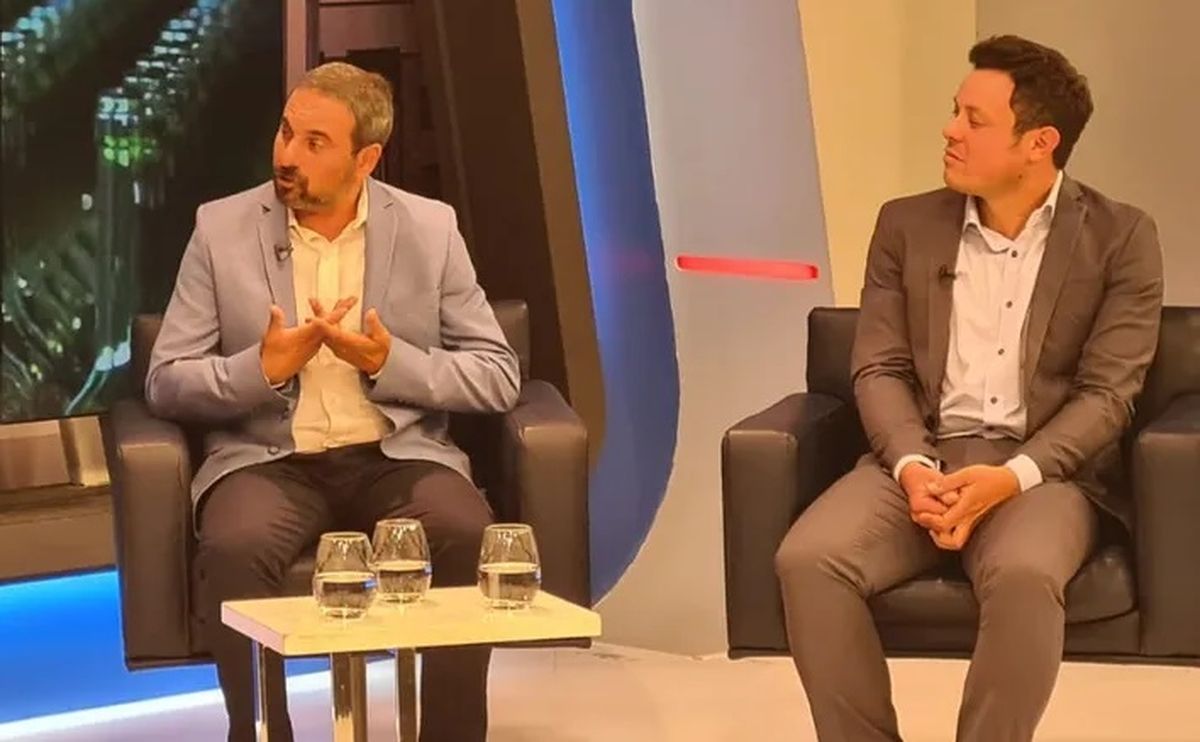 Aroma (derecha) afirmó que