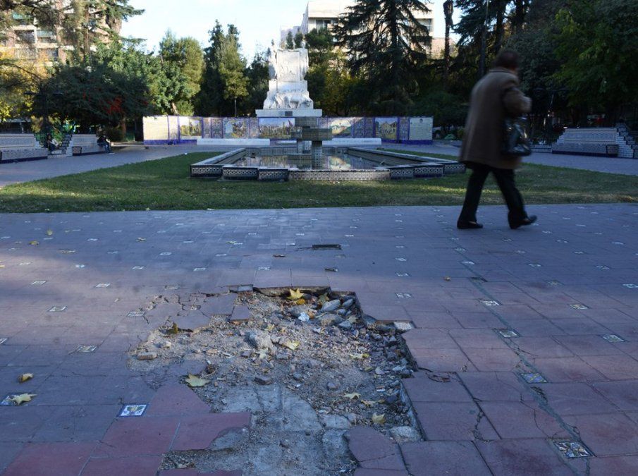 Con la plaza San Martín casi lista, todos los cañones apuntan a la España