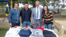 Entregaron material deportivo para clubes rurales de Lavalle