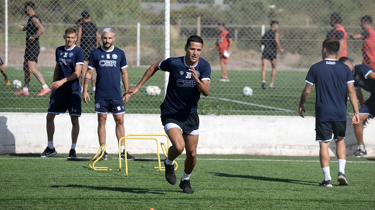 Alvaro Dionisio, Juan Manuel Elordi y el paraguayo Alex Arce.