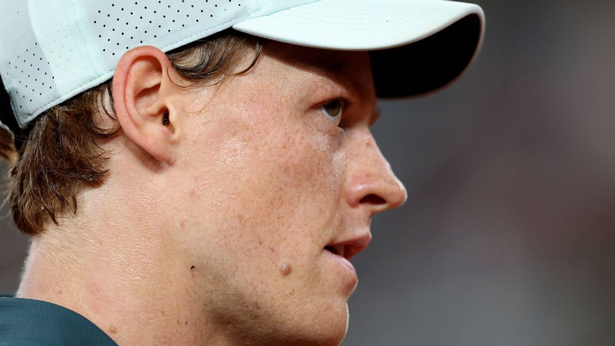 Jannik Sinner es número uno en todo. Sacó al francés Fils y es finalista del Masters 1.000 de Madrid