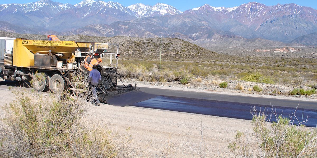 Los sobres para un nuevo tramo de asfaltado se abren el 20 de febrero. Imagen ilustrativa. Los sobres para un nuevo tramo de asfaltado se abren el 20 de febrero. Imagen ilustrativa.