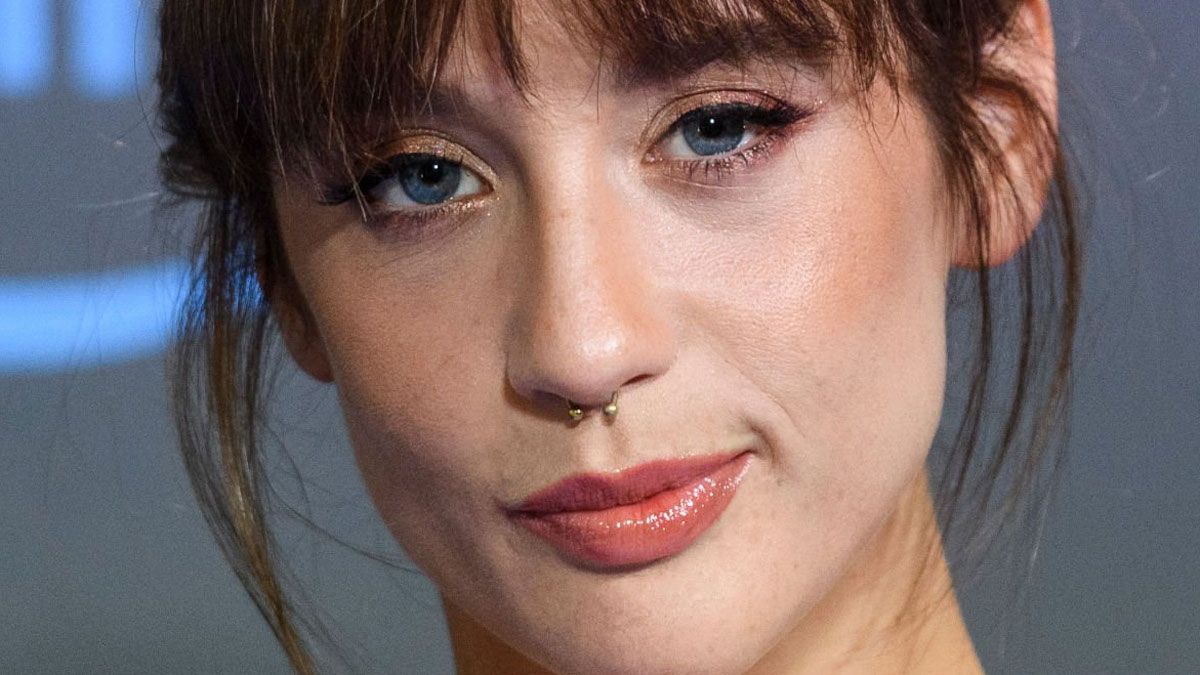 La actriz María Pedraza interpreta a Laura en la película de Netflix.