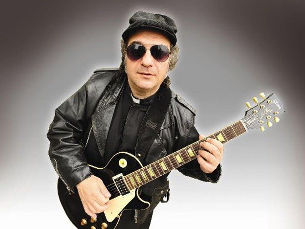 El Papa le pidió una canción
