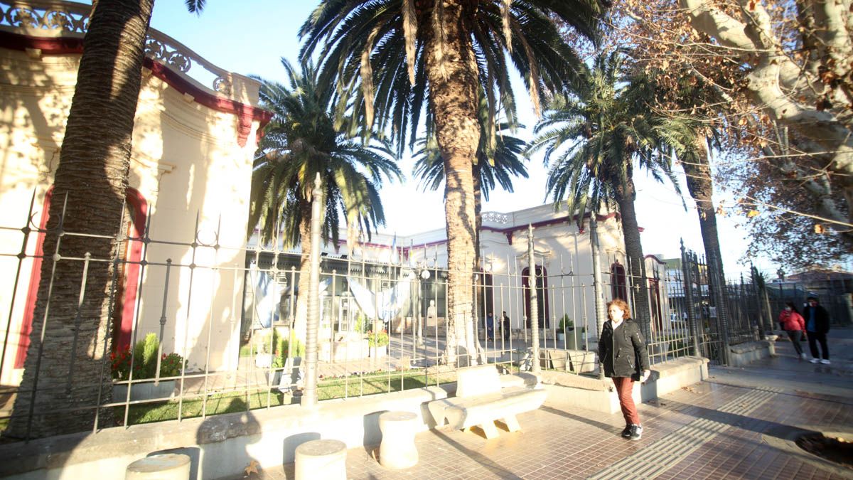 Los 7 empleados de la Municipalidad de Maipú fueron despedidos por incumplimientos de sus deberes o por causas incompatibles con su función. Los 7 empleados de la Municipalidad de Maipú fueron despedidos por incumplimientos de sus deberes o por causas incompatibles con su función. 