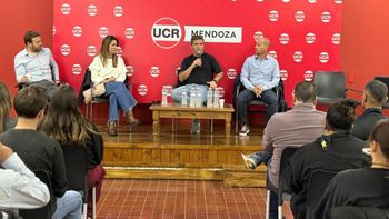 Con Lombardi al frente y dudas sobre el rol del petrismo, la UCR define su rumbo hacia las internas Con Lombardi al frente y dudas sobre el rol del petrismo, la UCR define su rumbo hacia las internas