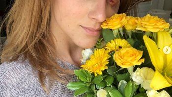 La golpeó su novio millonario y ella lo escrachó en las redes